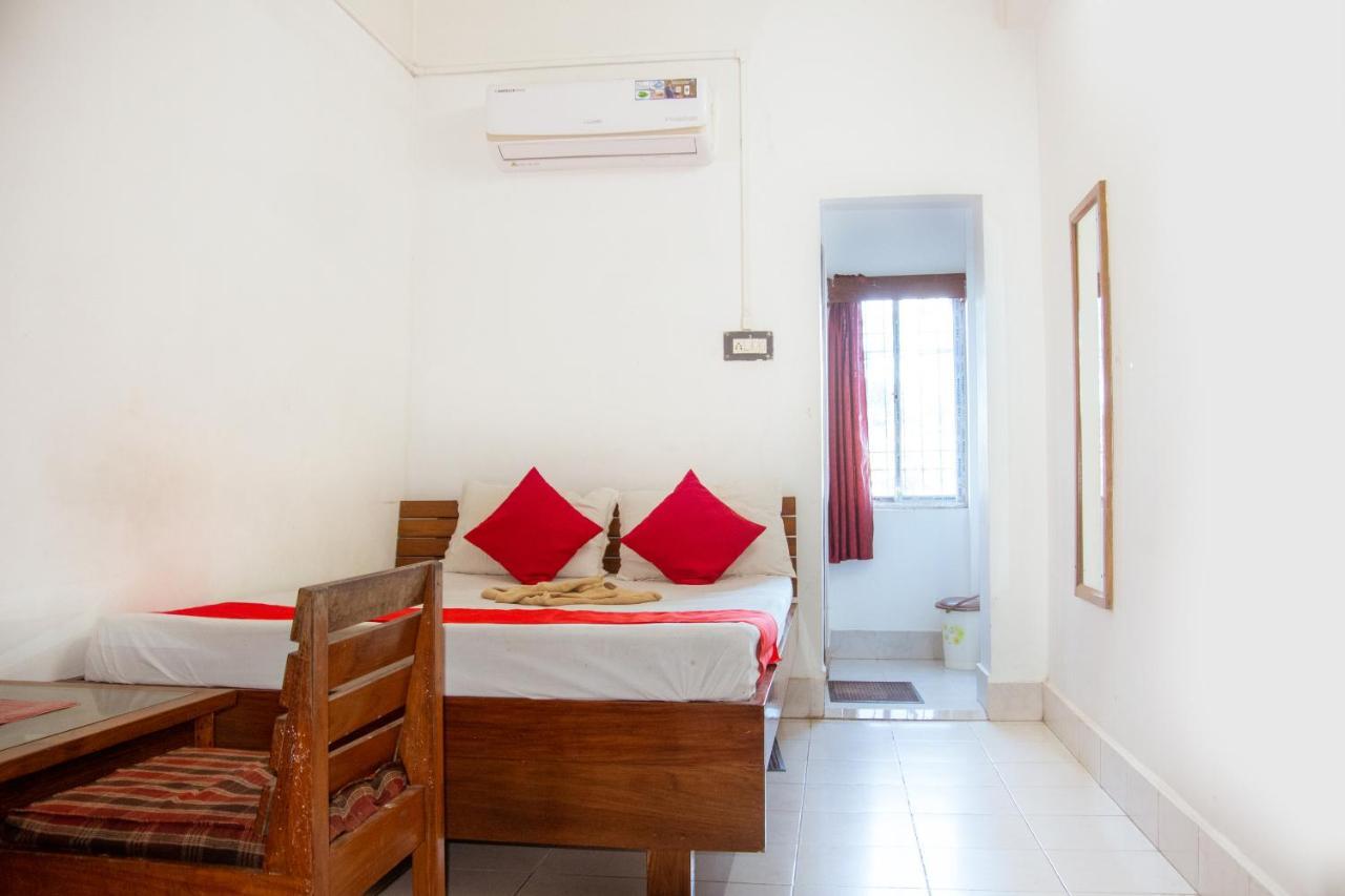 Hotel Nakshatra Karimganj 外观 照片